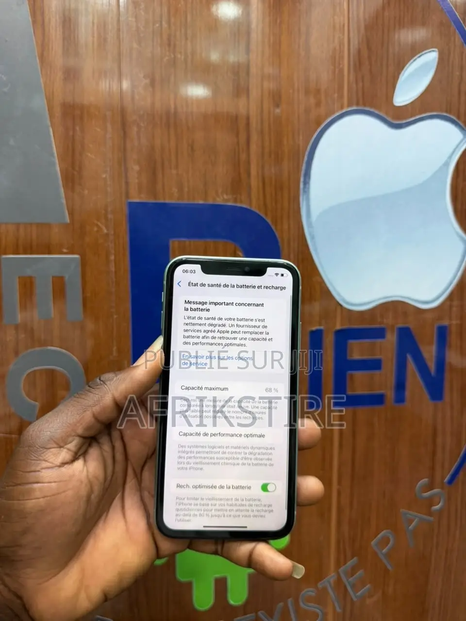 Apple iPhone 11 64 GB Vert