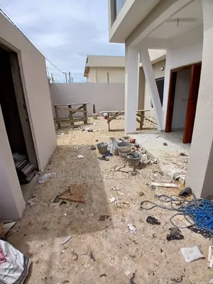 Très Belle Opportunité Fiable : Villa Duplex À Vendre