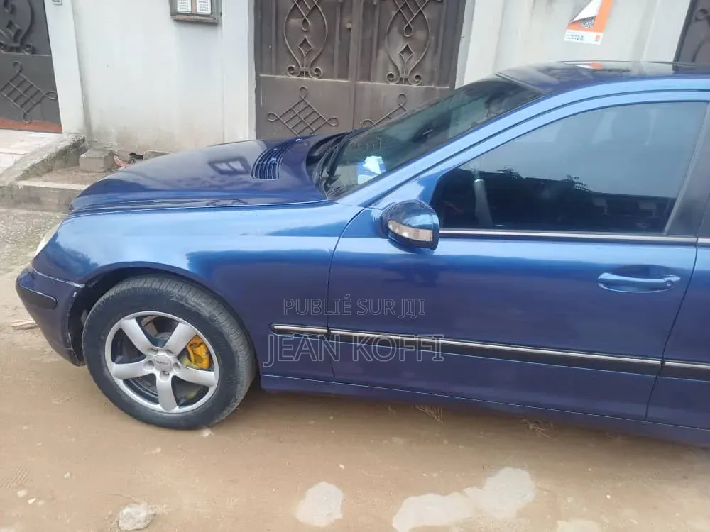 Mercedes-Benz C200 2004 Bleu