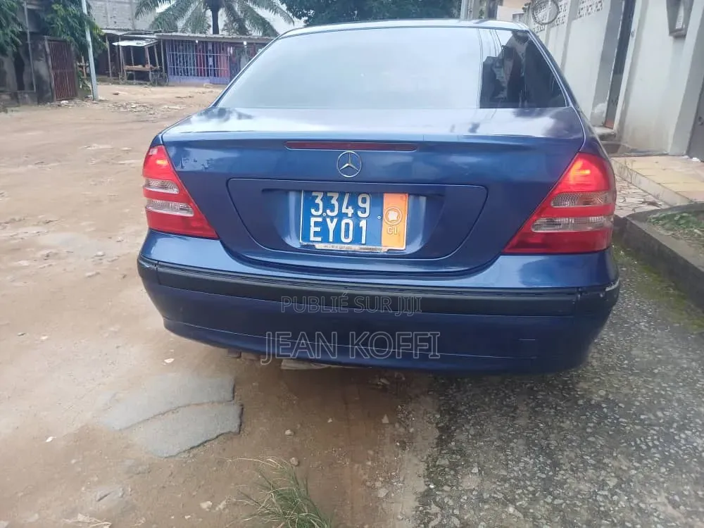 Mercedes-Benz C200 2004 Bleu