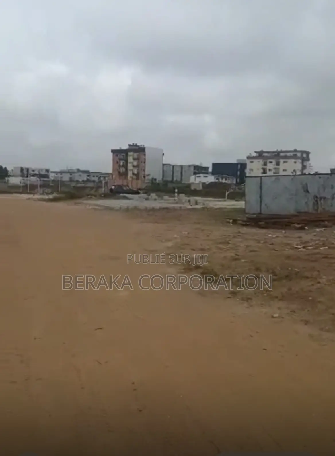  À VENDRE – COCODY ANGRÉ CHU  5 Lots Collés De 400 M2 Avec ACD Glob