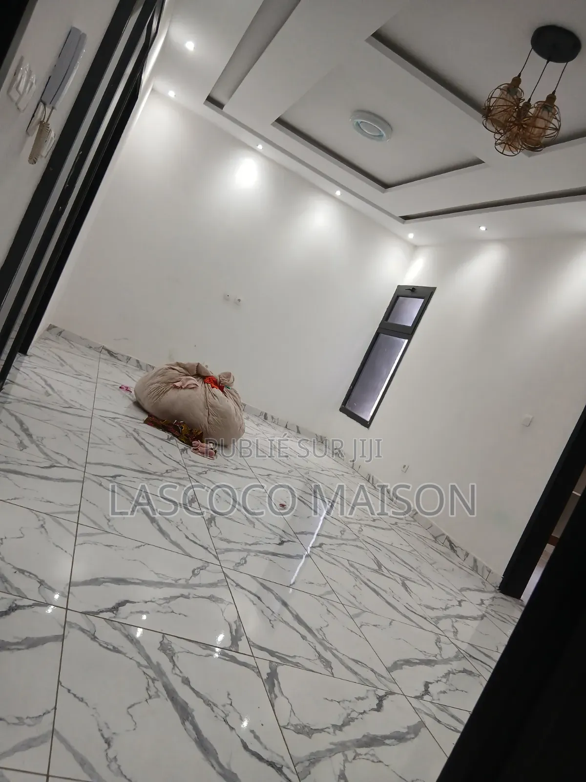 2chbre Appartement dans Lascoco Maison, Cocody à Louer