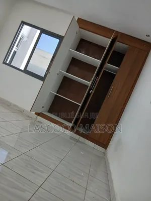 2chbre Appartement dans Lascoco Maison, Cocody à Louer