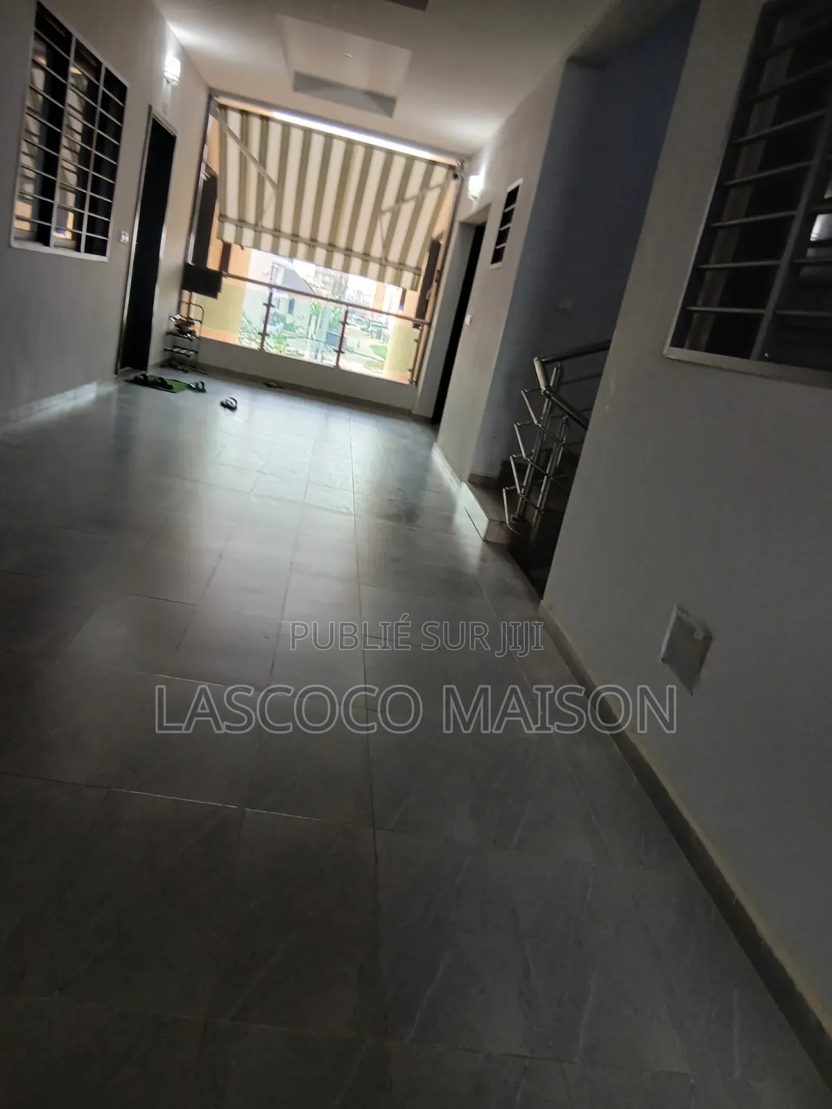 2chbre Appartement dans Lascoco Maison, Cocody à Louer