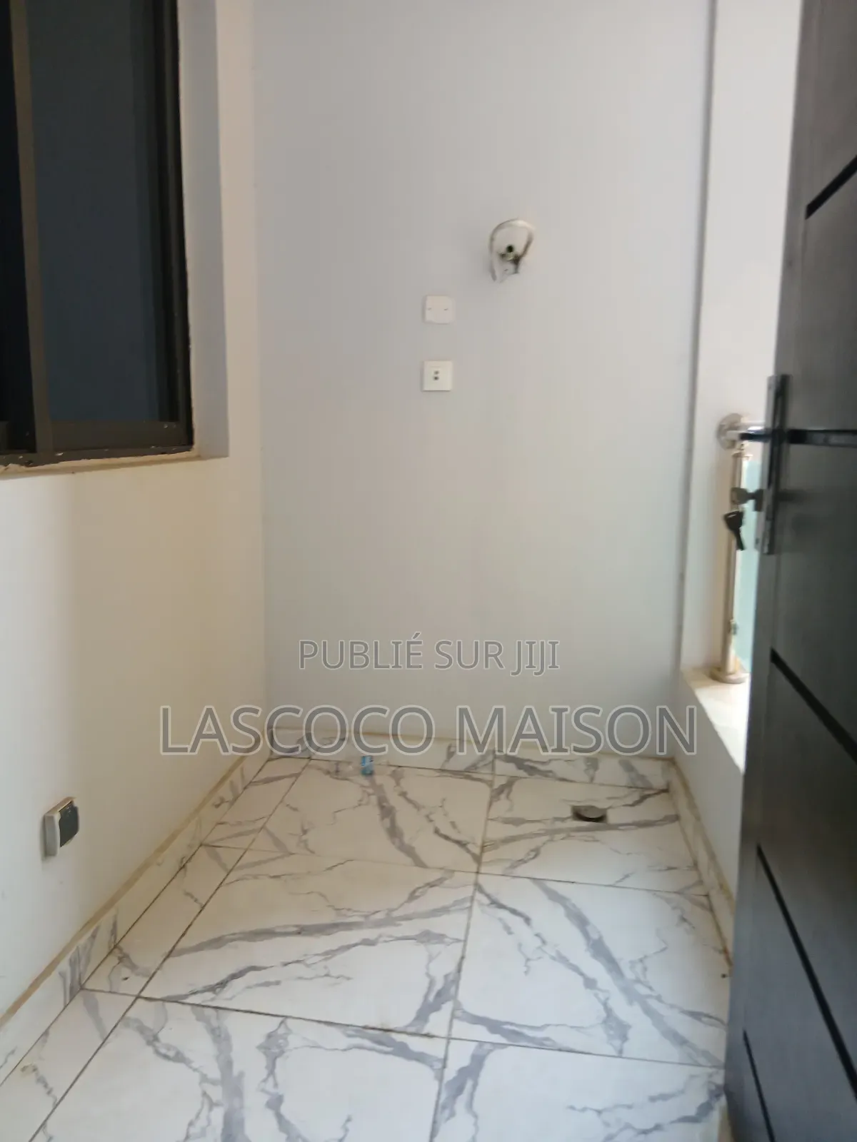 2chbre Appartement dans Lascoco Maison, Cocody à Louer