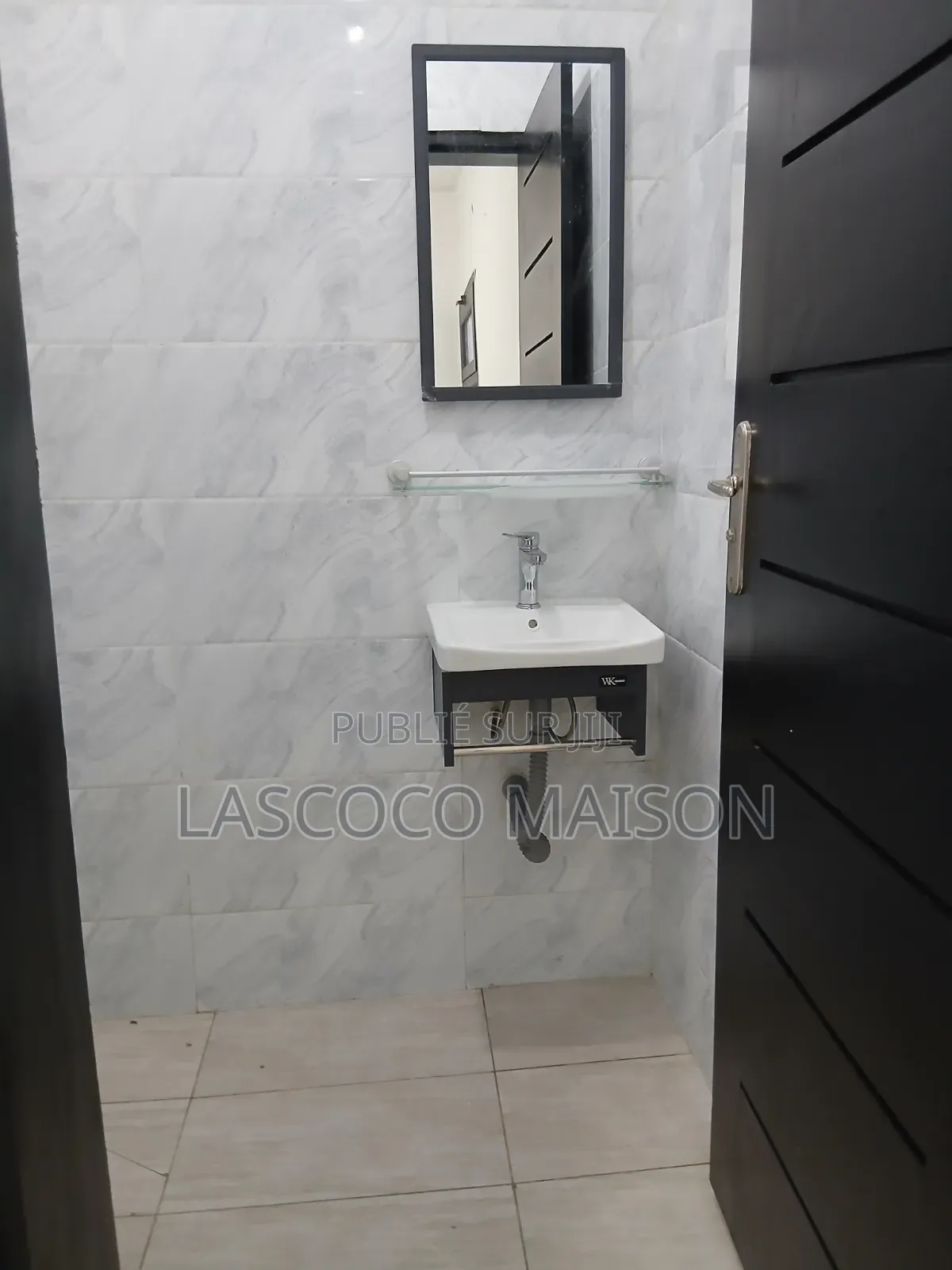 2chbre Appartement dans Lascoco Maison, Cocody à Louer
