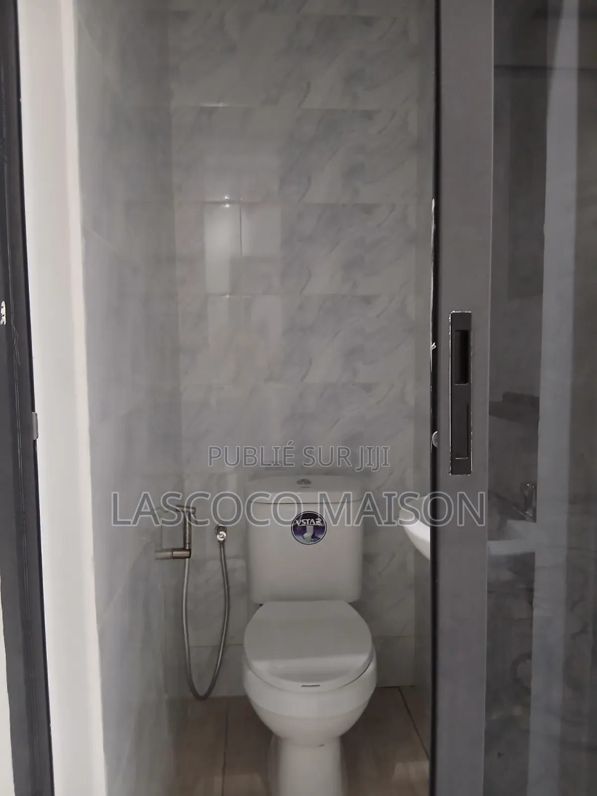 2chbre Appartement dans Lascoco Maison, Cocody à Louer