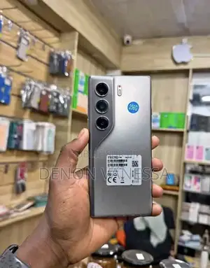 Nouveau Tecno Camon 40 256 GB Gris