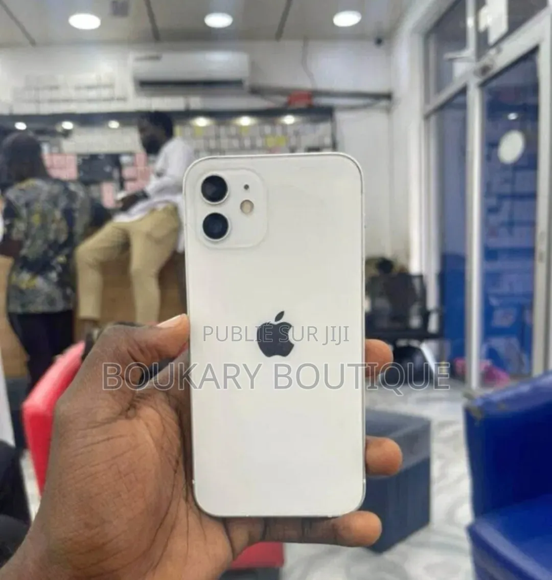 Nouveau Apple iPhone 12 64 GB Blanc