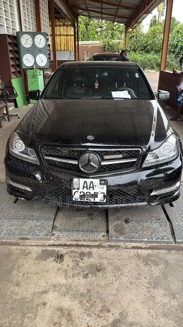Mercedes-Benz C350 2014 Noir