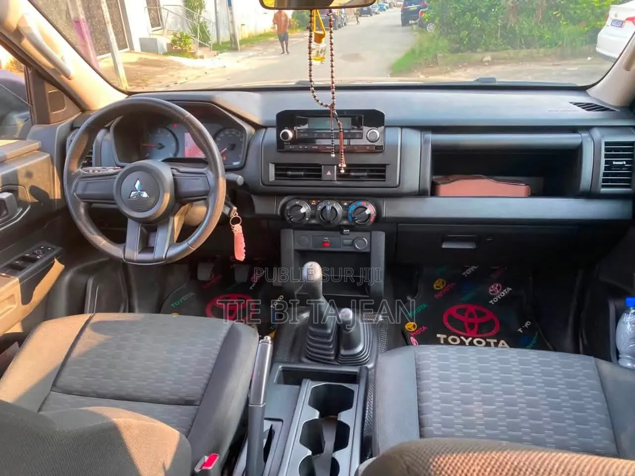 Mitsubishi L200 2025 Noir