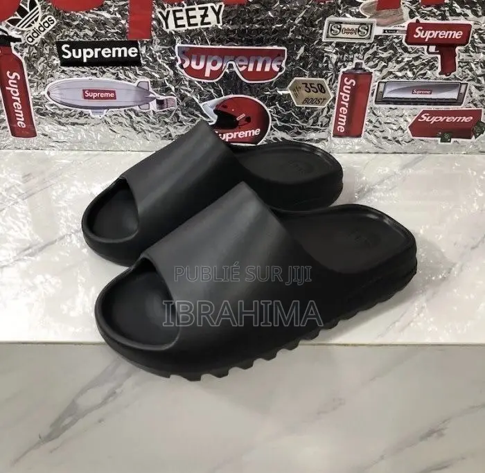 Yeezy Slide
