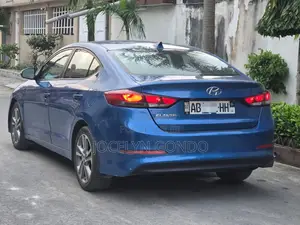 Hyundai Elantra 2017 Bleu