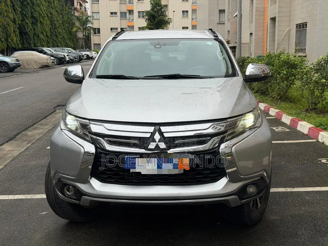 Mitsubishi Pajero Sport 2019 Blanc