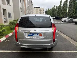 Mitsubishi Pajero Sport 2019 Blanc