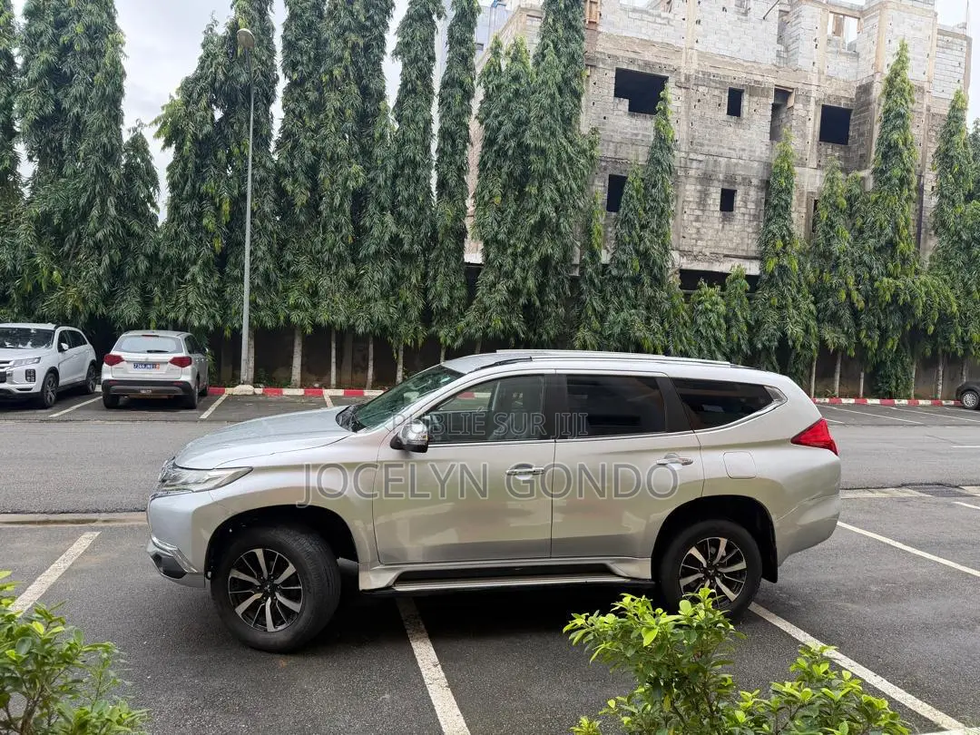 Mitsubishi Pajero Sport 2019 Blanc