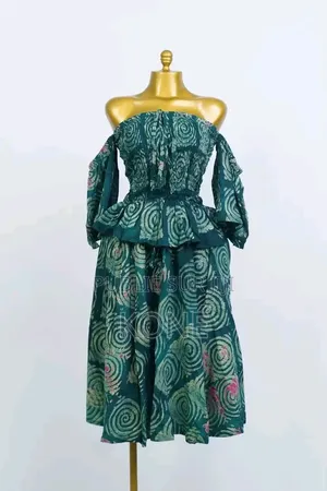 Robe Des Femmes