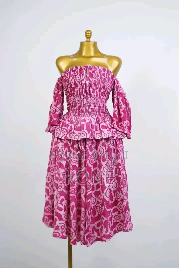 Robe Des Femmes
