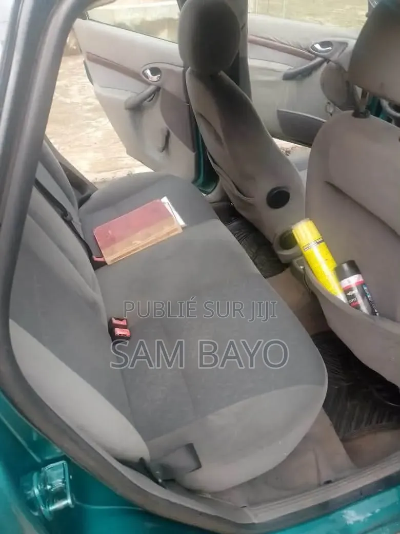 Ford Focus 2001 Vert