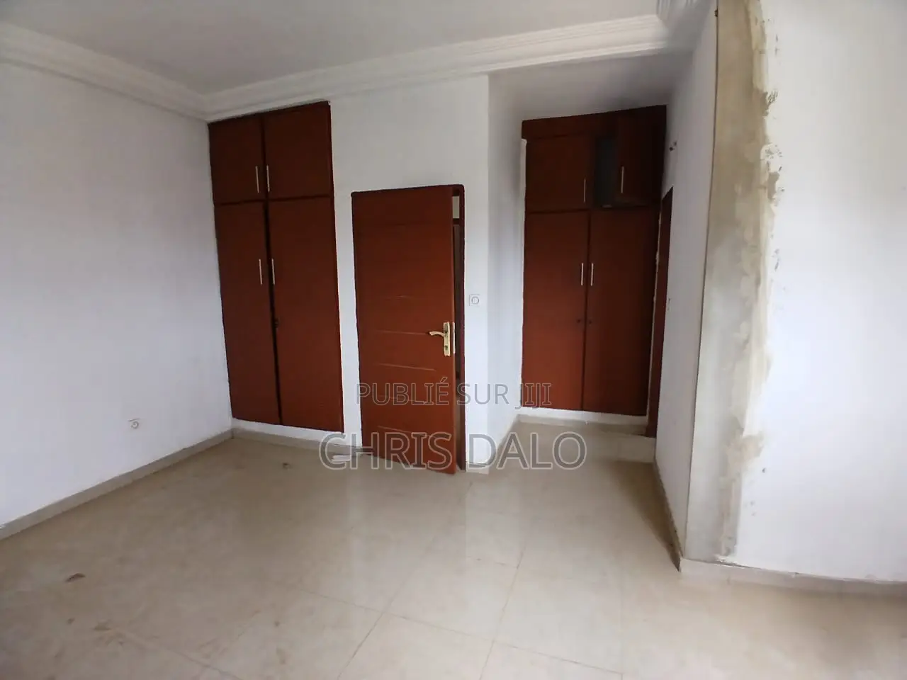 3chbre Appartement dans Solo, Cocody à Louer