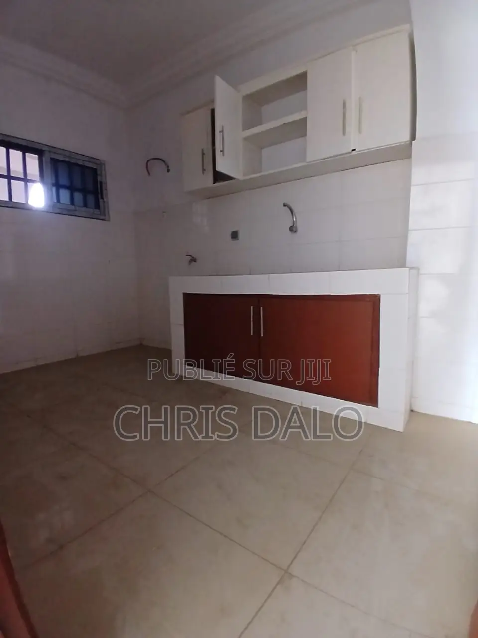 3chbre Appartement dans Solo, Cocody à Louer
