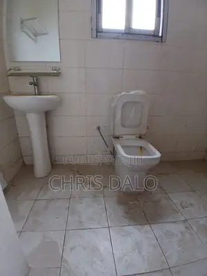 3chbre Appartement dans Solo, Cocody à Louer