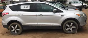 Ford Escape 2014 Gris