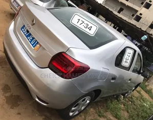 Renault Logan 2018 Gris