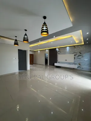 5chbre Duplex dans Boga Hugues, Cocody à Louer