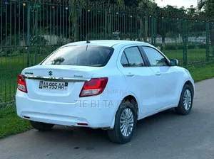 Suzuki Dzire 2024 Blanc