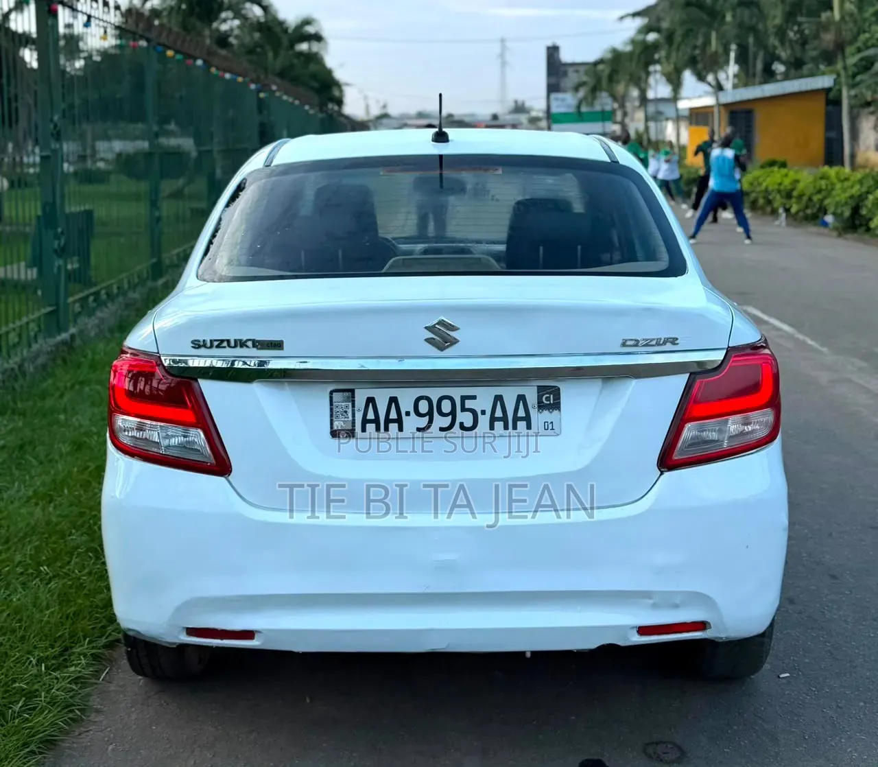 Suzuki Dzire 2024 Blanc