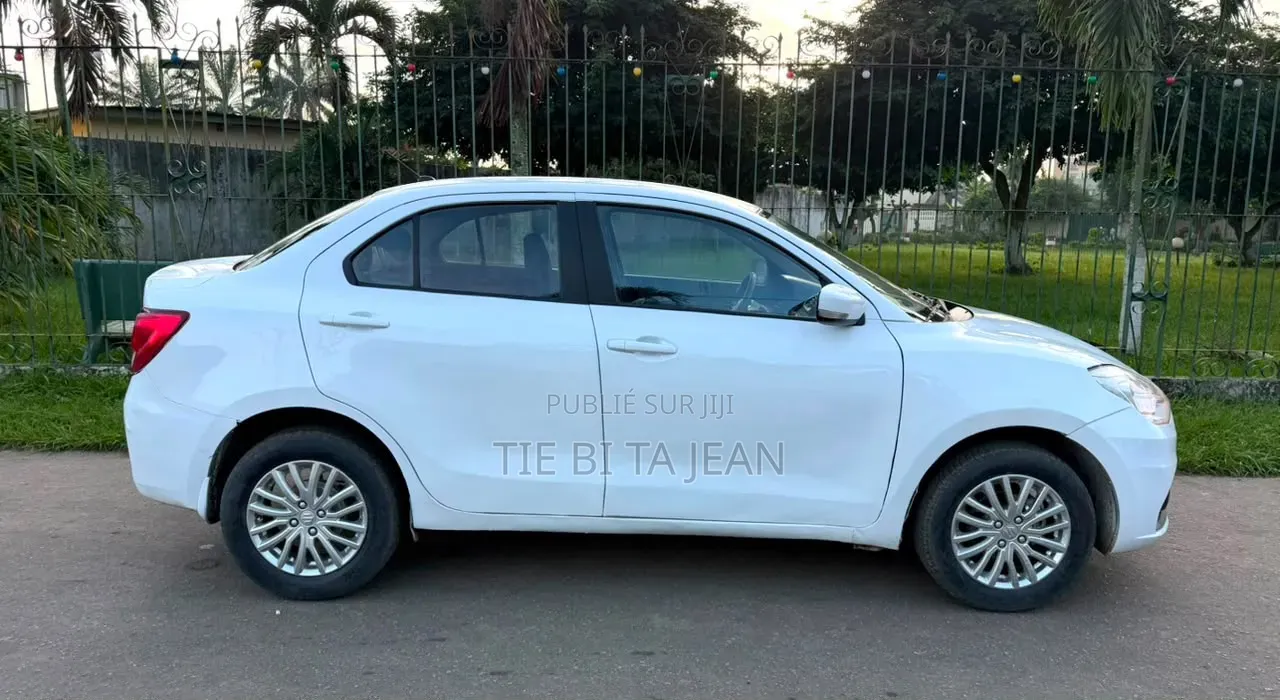 Suzuki Dzire 2024 Blanc