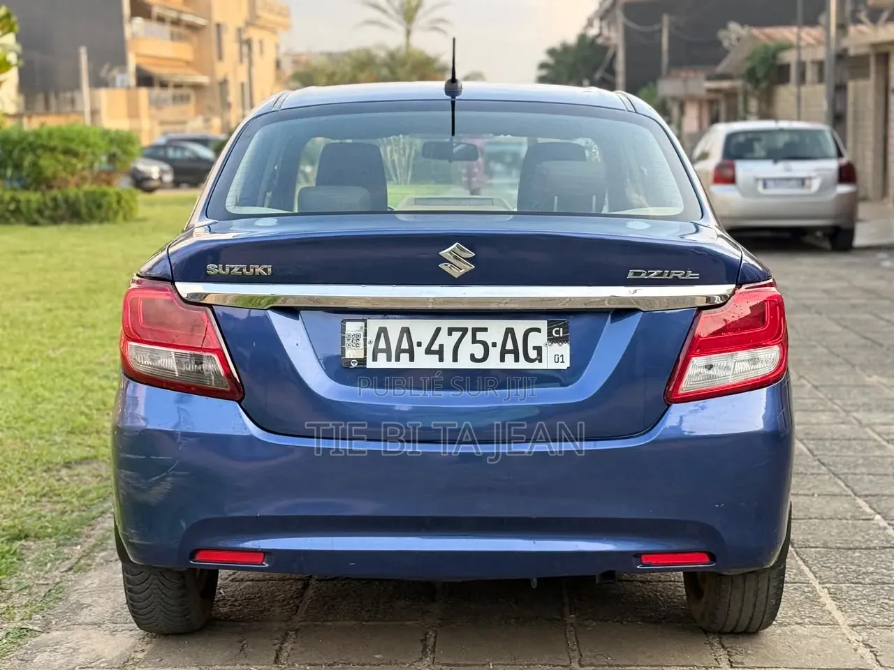 Suzuki Dzire 2023 Bleu