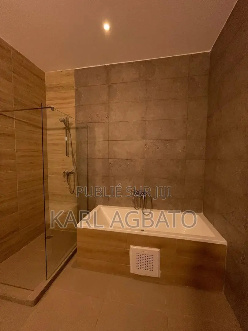 4chbre Appartement dans Karl, Marcory à Louer