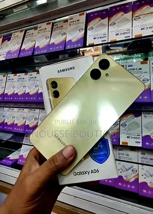 Nouveau Samsung Galaxy A06 128 GB Jaune