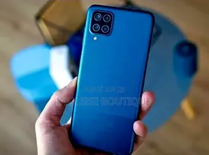 Nouveau Samsung Galaxy A12 128 GB Bleu