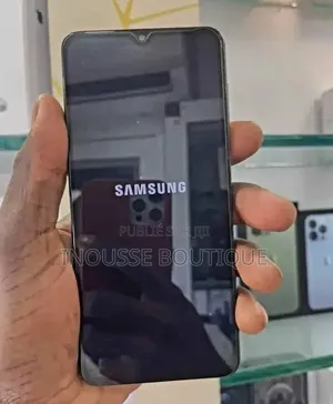 Nouveau Samsung Galaxy A12 128 GB Bleu