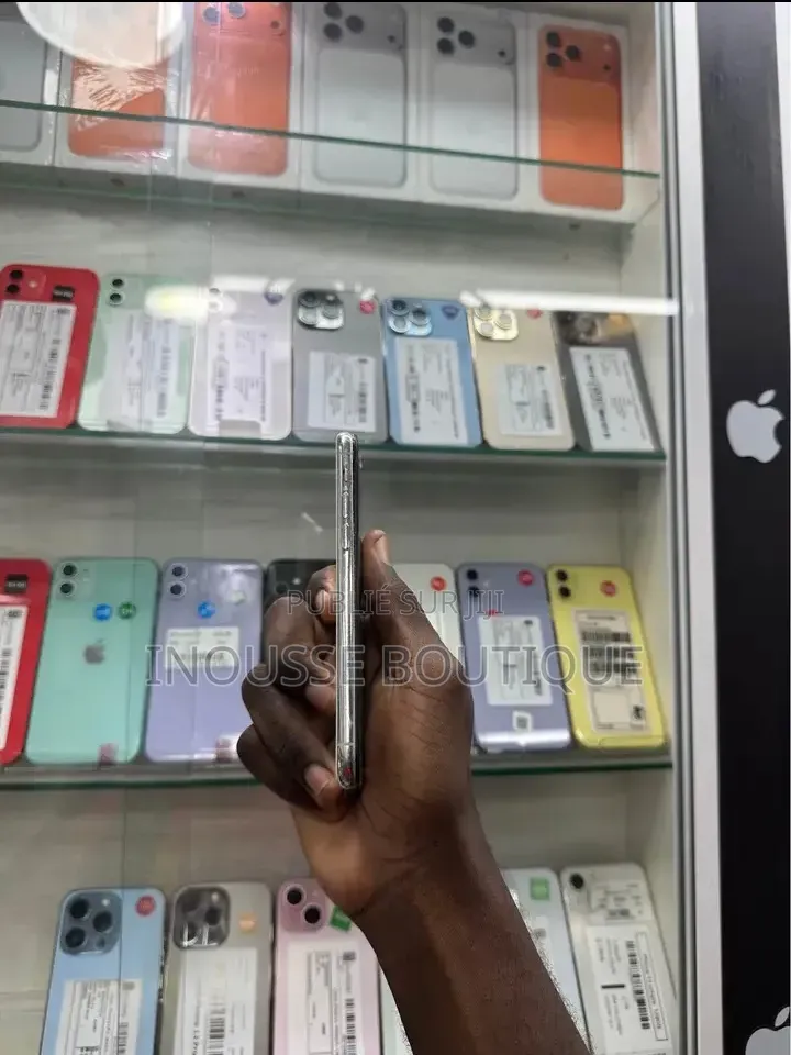 Nouveau Apple iPhone 11 Pro 256 GB Blanc