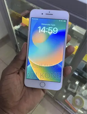 Nouveau Apple iPhone 7 Plus 128 GB Autre