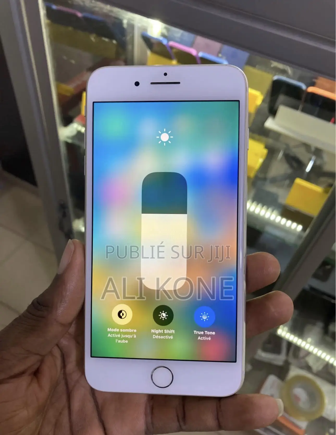 Nouveau Apple iPhone 7 Plus 128 GB Autre