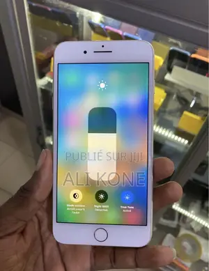 Nouveau Apple iPhone 7 Plus 128 GB Autre