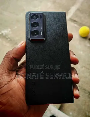 Nouveau Honor Magic V2 512 GB Autre