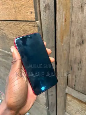 Nouveau Apple iPhone 11 64 GB Rouge