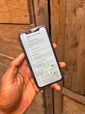 Nouveau Apple iPhone 11 64 GB Rouge